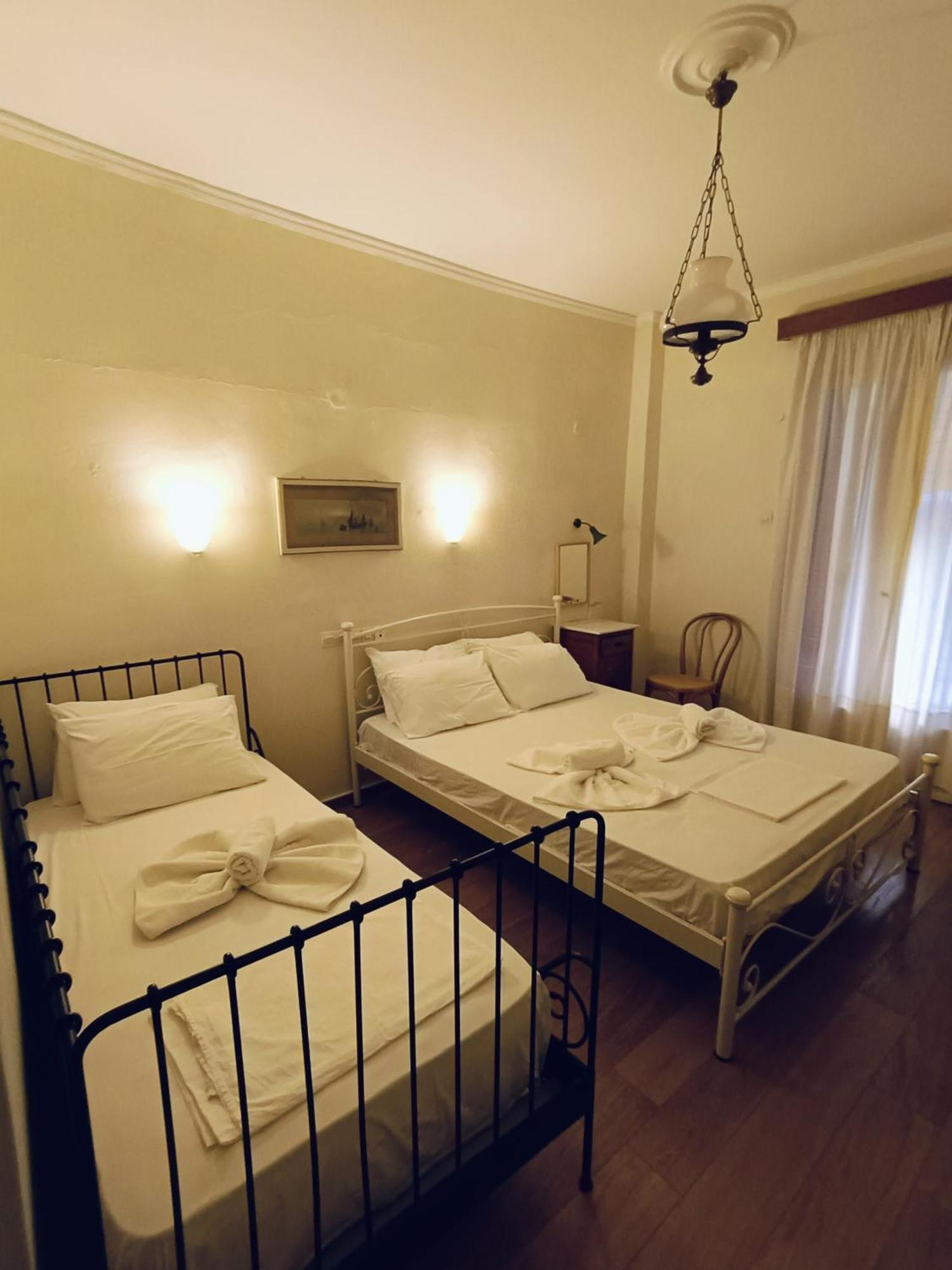 Anesis Hotel Lutrá Edipszú Kültér fotó