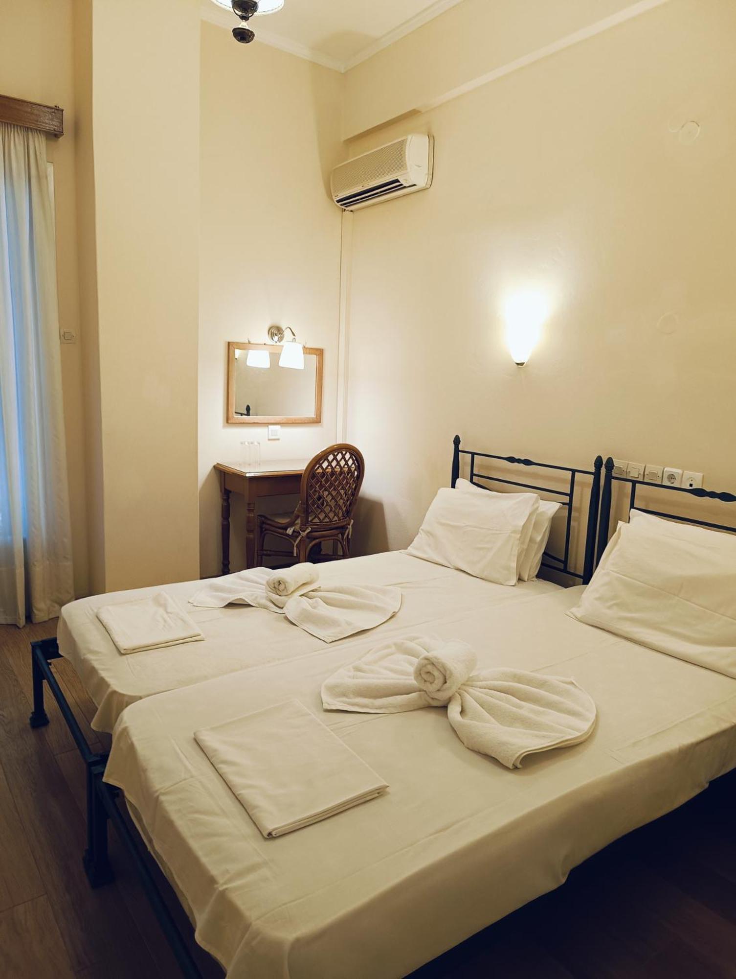 Anesis Hotel Lutrá Edipszú Kültér fotó