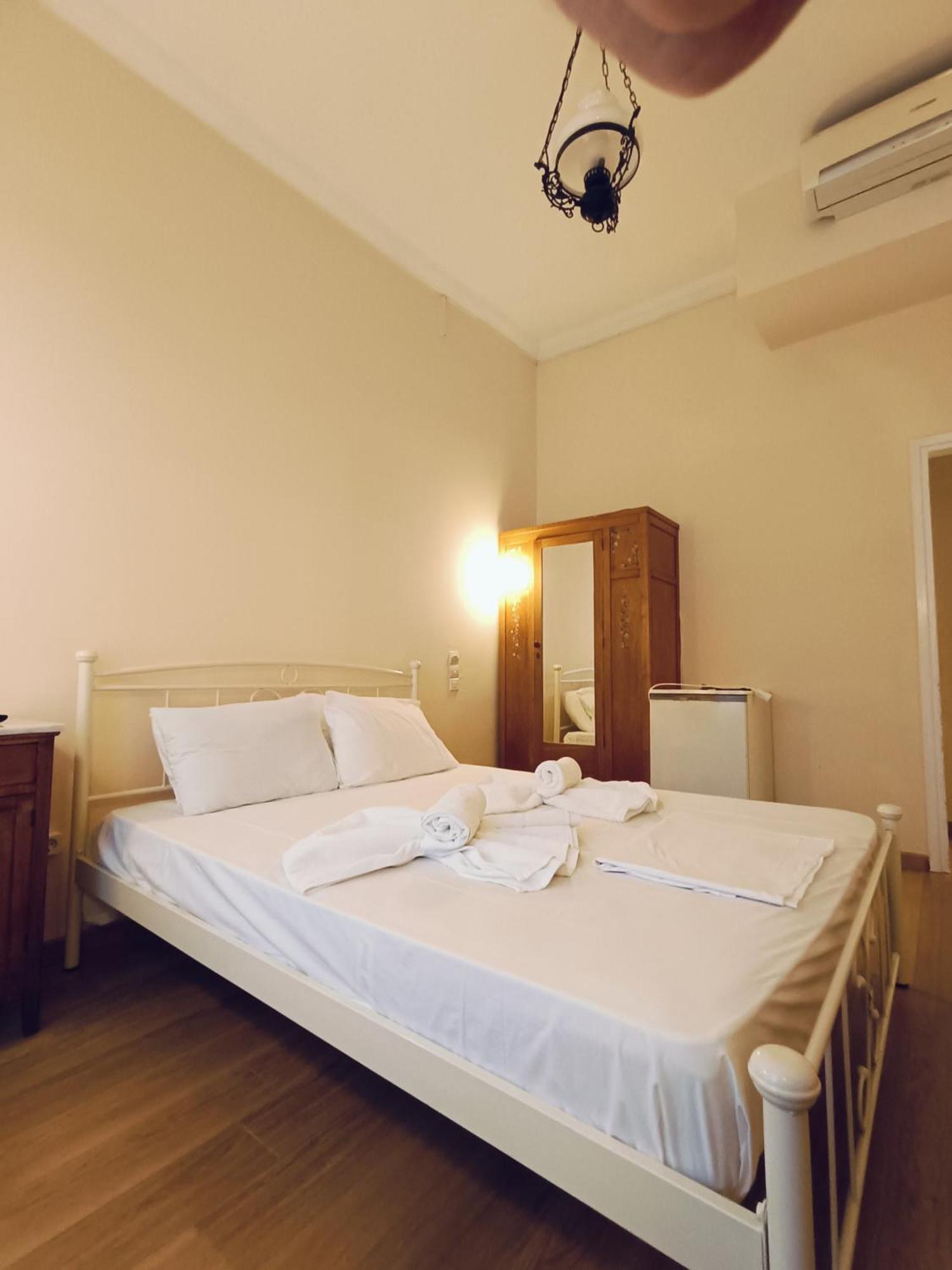 Anesis Hotel Lutrá Edipszú Kültér fotó