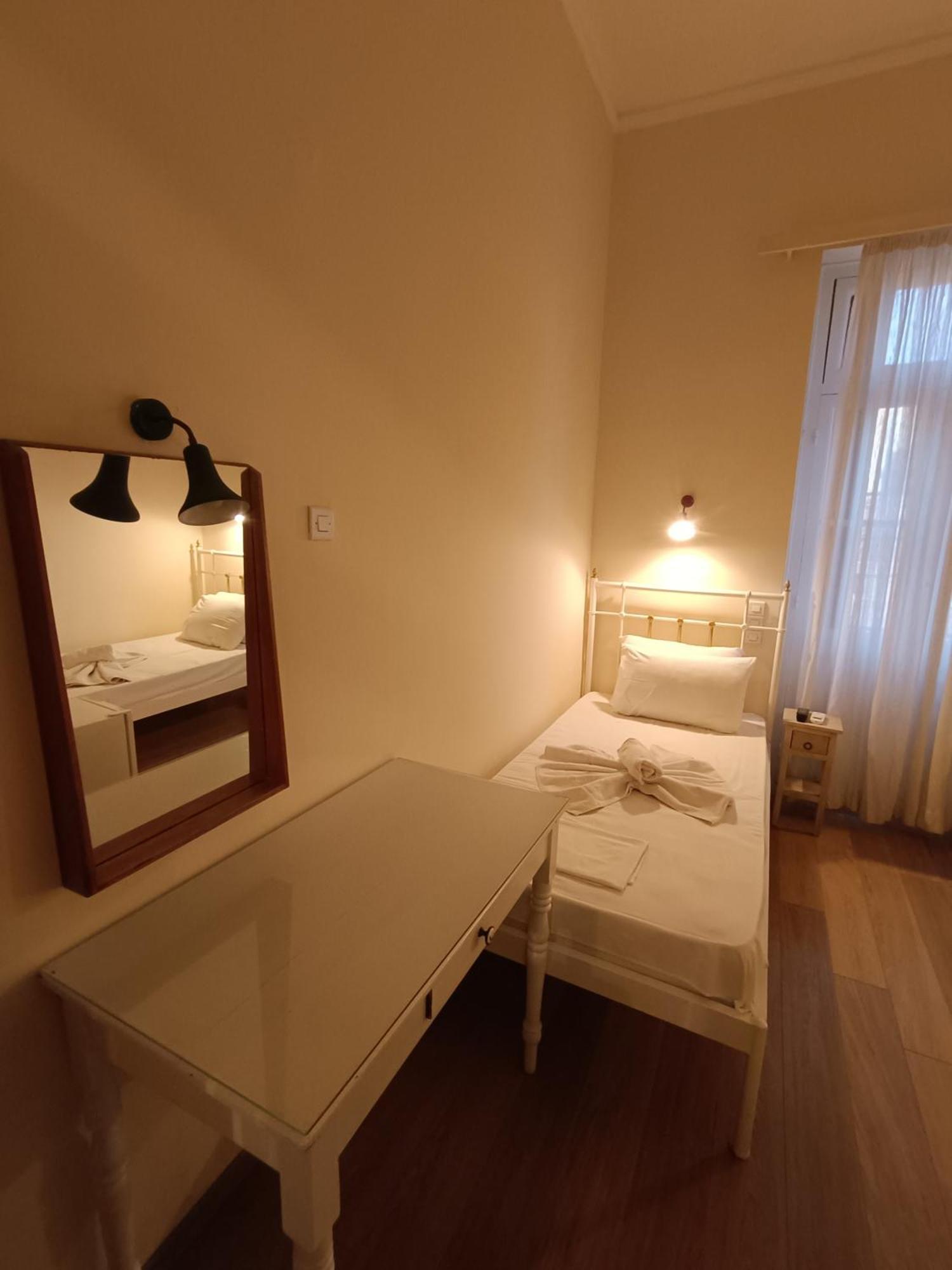 Anesis Hotel Lutrá Edipszú Kültér fotó