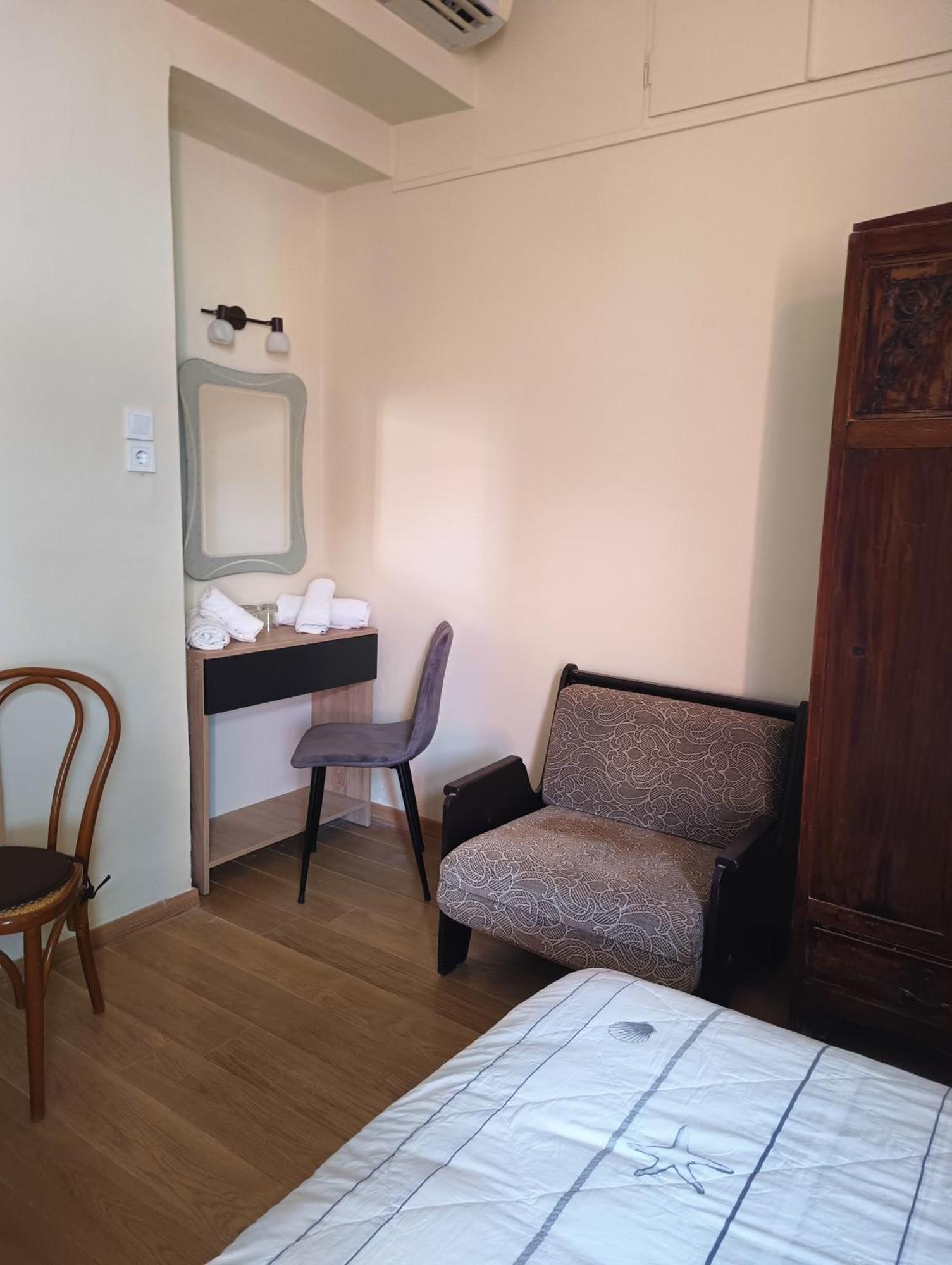 Anesis Hotel Lutrá Edipszú Kültér fotó
