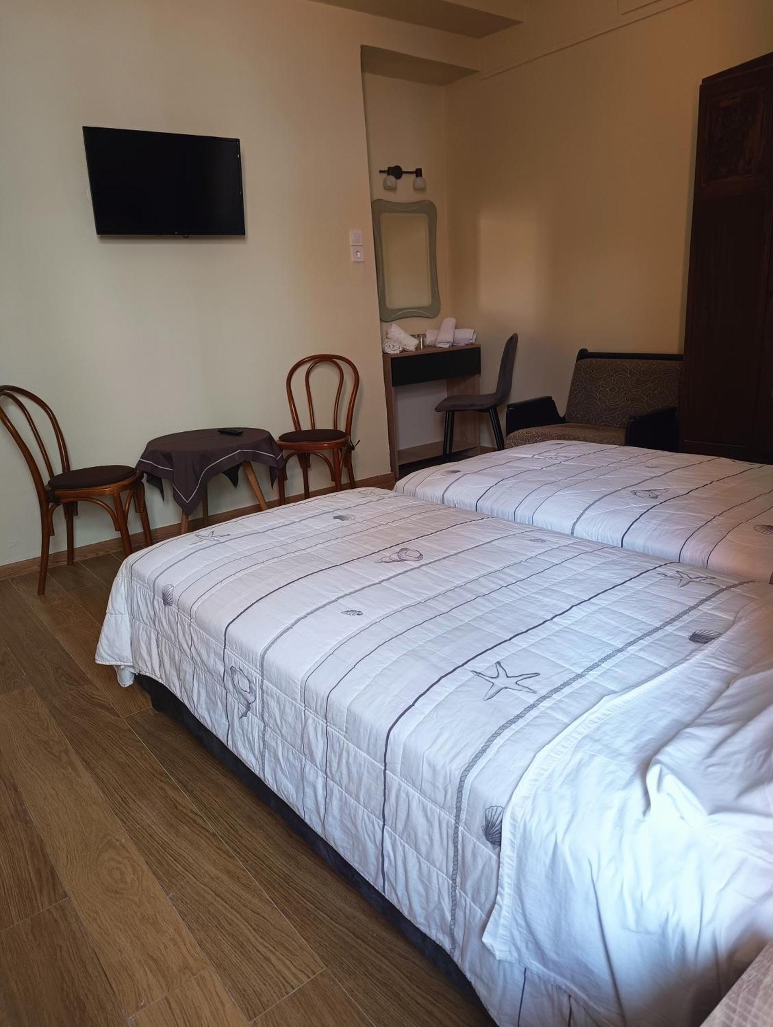 Anesis Hotel Lutrá Edipszú Kültér fotó
