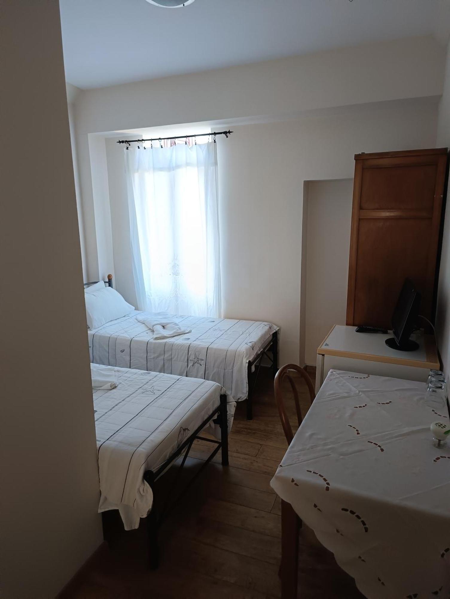 Anesis Hotel Lutrá Edipszú Kültér fotó