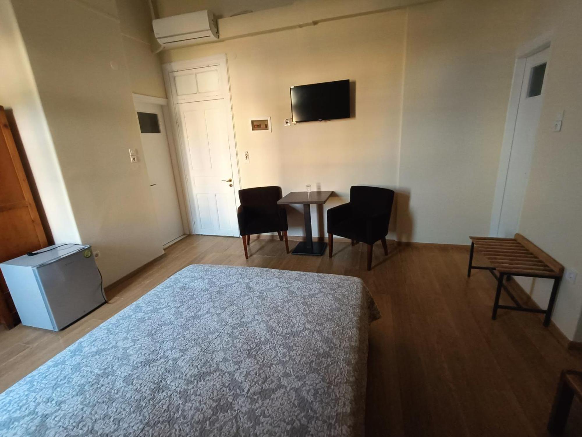 Anesis Hotel Lutrá Edipszú Kültér fotó